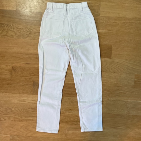 Liz Claiborne White Jeans Like New Slim Fit Size OR - Picture 2 of 10